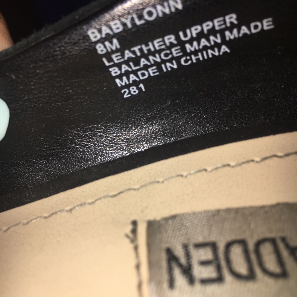 Shoes - Picture 5 of 6